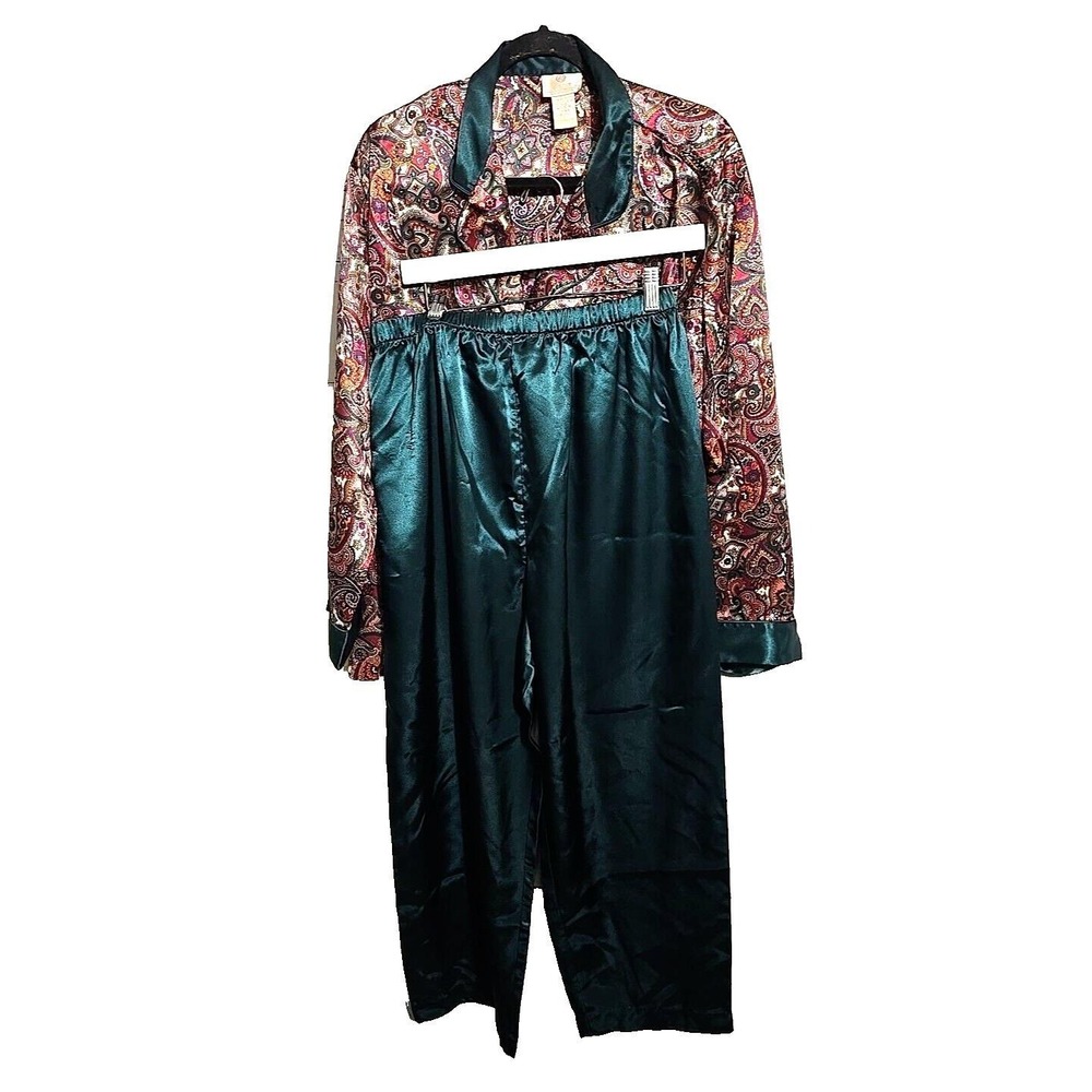 Chance Encounters Paisley Satin Pajama Set Quiet Luxury Old Money Emerald Large